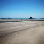 Casa Simples Perto Da Praia.