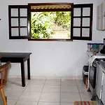 Casa Simples Perto Da Praia.